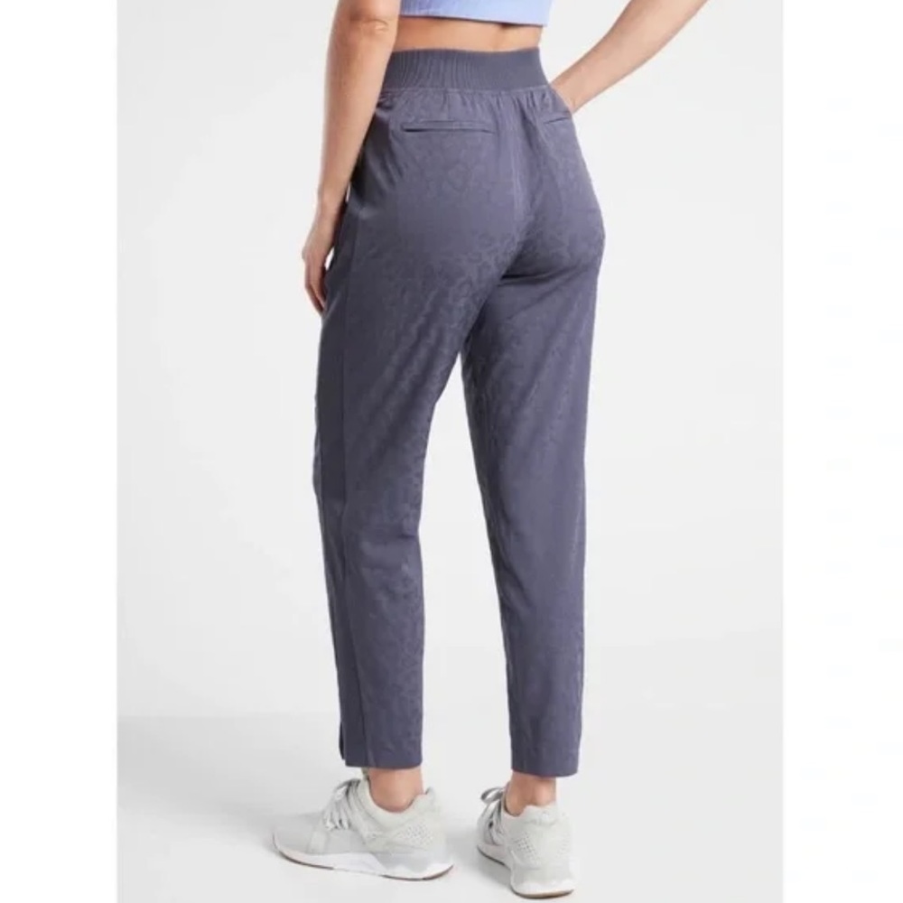 Athleta Brooklyn Textured Ankle Pant Leopard Medieval Blue Pull On Trouser Sz 14